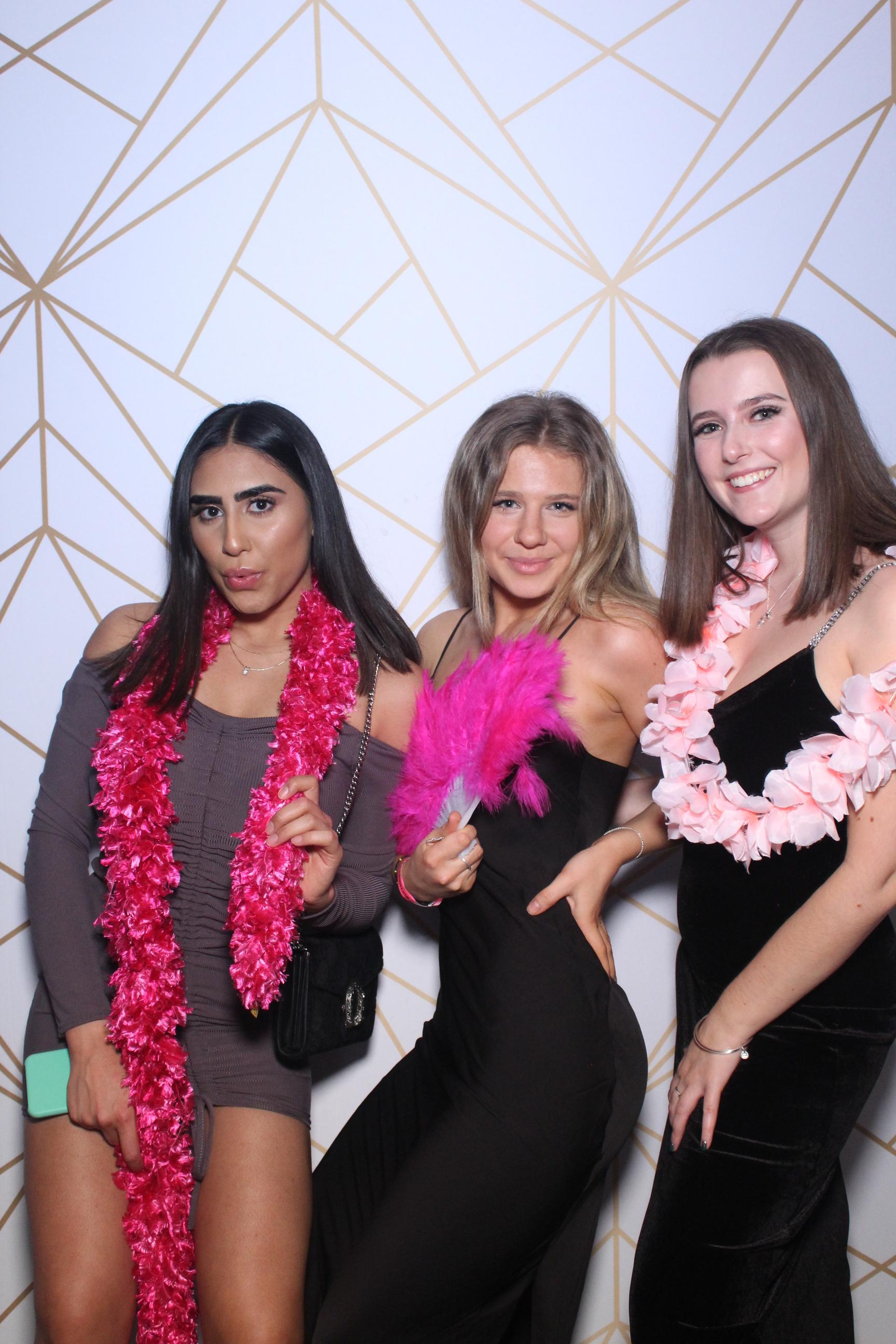 Claudia's 21st  | View more photos from the event at gallery.magicimages.uk/u/MagicImages/Claudias-21st
